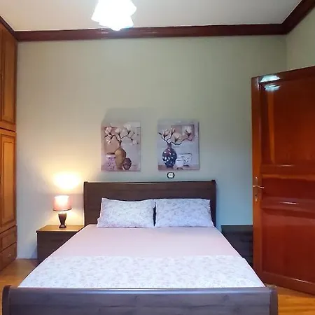 Zeusplace Traditional House *